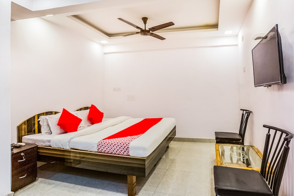 OYO 39762 Satyam Guest House, Mumbai-Airoli-Ghansoli-KoperKhairane, Mumbai