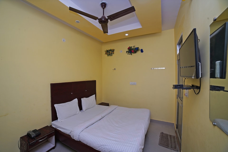 SPOT ON Rama Palace, Moradabad, Moradabad