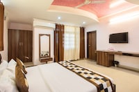 OYO Hotel Royal Ecstasy