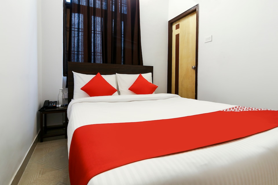 Flagship Chinhat Bazaar, Gomti Nagar Lucknow, Lucknow