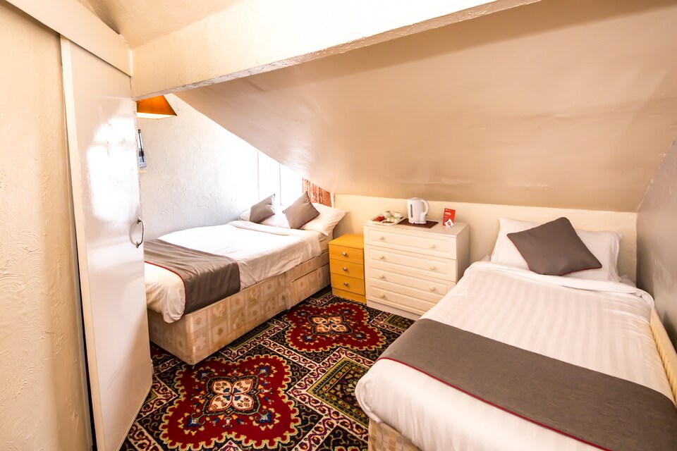 OYO Hollingdale Hotel, Blackpool - England, Blackpool