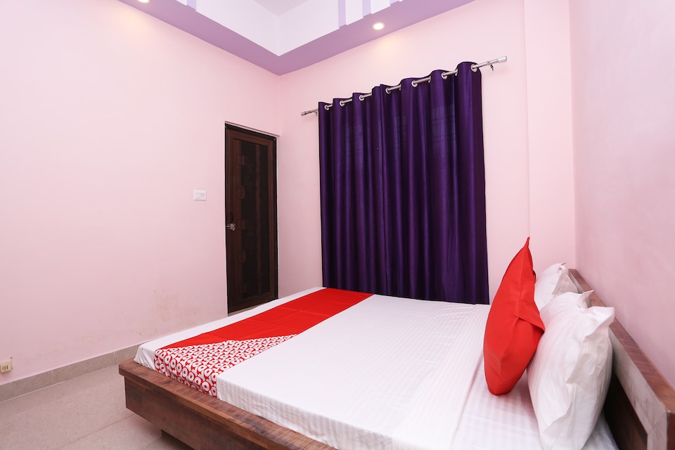 OYO 39828 Hotel Aradhya Gange Residency, Laxman Jhoola Rishikesh, Rishikesh