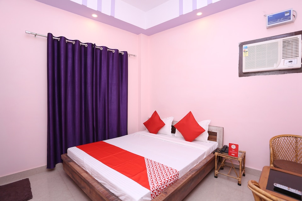 OYO 39828 Hotel Aradhya Gange Residency, Laxman Jhoola Rishikesh, Rishikesh