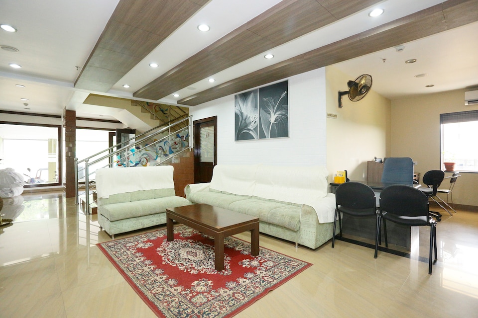Capital O 39849 Alanta Residency, Thodupuzha, Thekkady