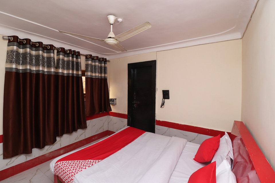 Live on GWL354, City Centre, Gwalior