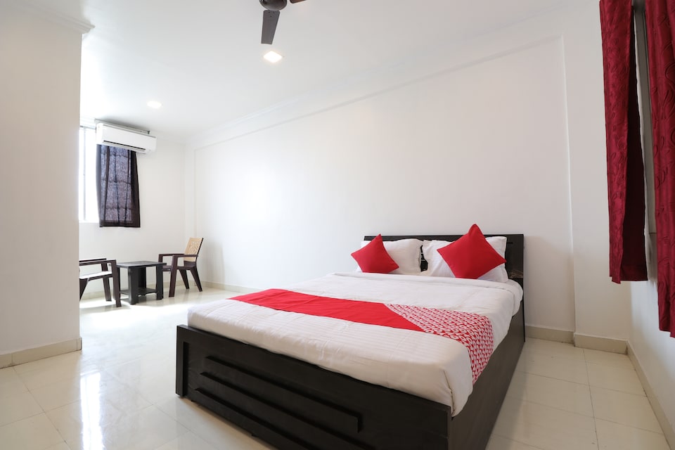OYO 39860 Raj Residency, Chakan Pune, Pune