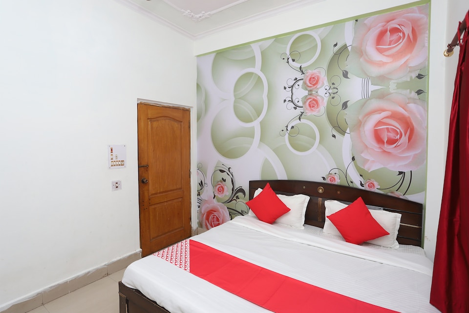 OYO Hotel Sabri Gulshan, Roorkee, Roorkee