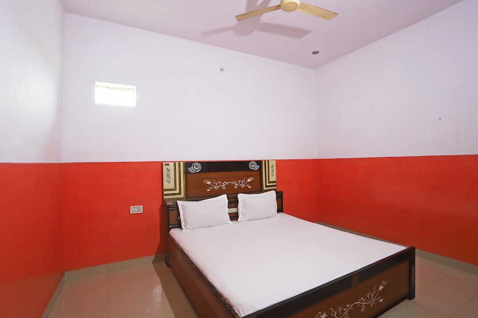 SPOT ON 39882 Hotel Shanti Plaza, Corporate Complex, Agra