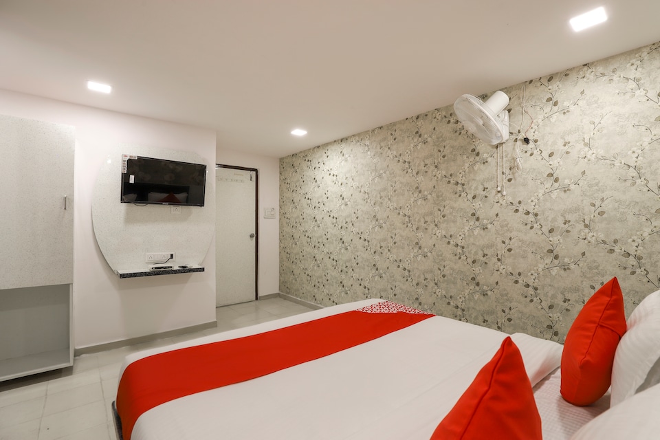 Hotel O A1, Navrangpura Ahmedabad, Ahmedabad