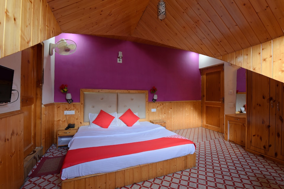 OYO 39927 Hotel Apple City, Naggar Road, Manali