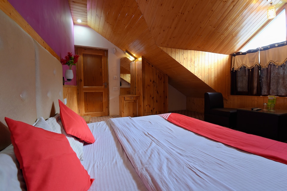 OYO 39927 Hotel Apple City, Naggar Road, Manali