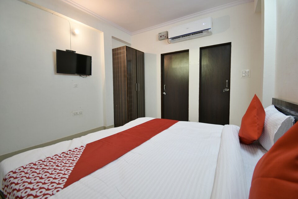 OYO 39929 Shree Niwas, C Scheme Jaipur, Jaipur