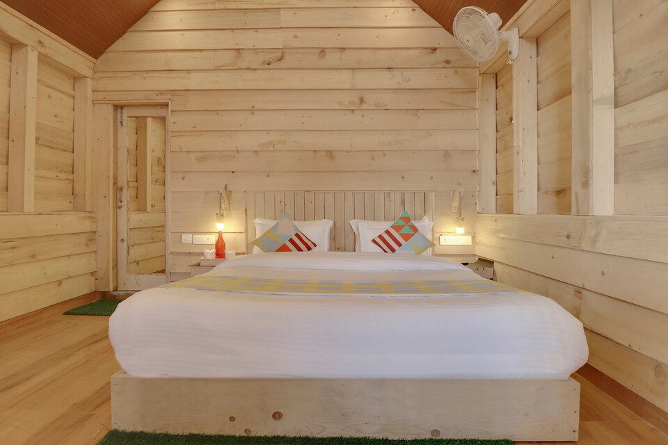 OYO Home 39997 Premium Wooden Cottage Stay, Pangoot Nainital, Nainital
