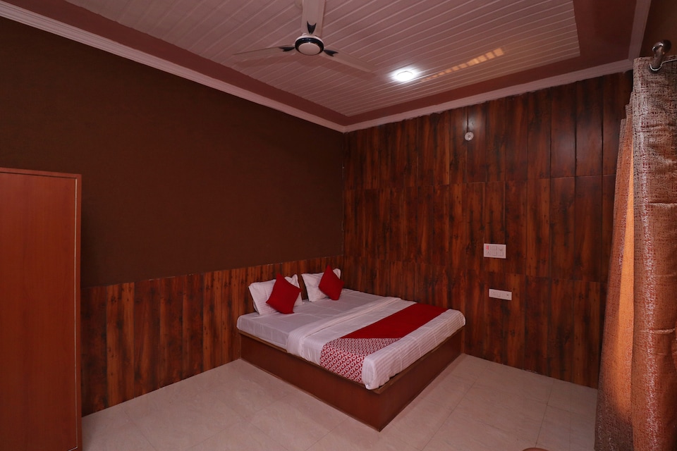 OYO 40015 Hotel Virat Palace, GT Road Panipat, Panipat