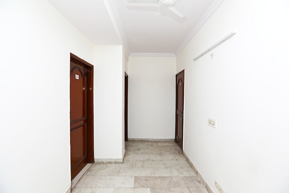 OYO 40030 Dream Homes, Pitampura - Rohini Delhi, Delhi