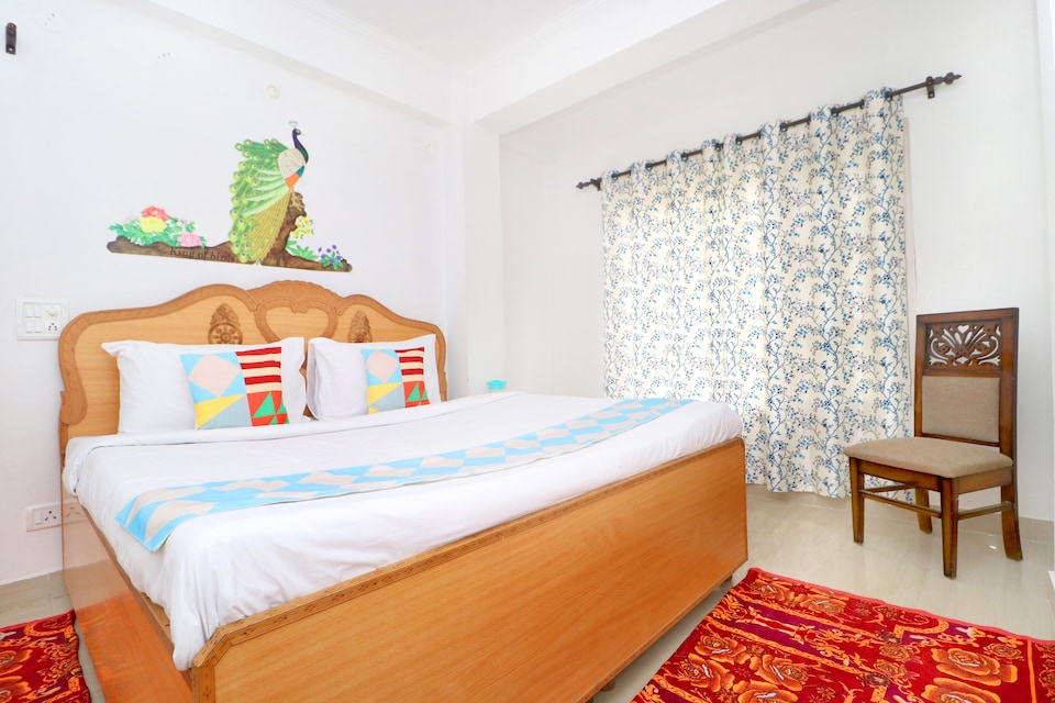 OYO Home 40033 Modern Stay Barog, Kasauli, Kasauli