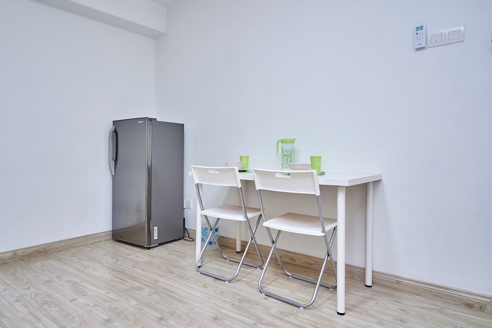 OYO Home 1112 Breathtaking 1br Empire City Halo Sunday, Damansara Perdana, Petaling Jaya