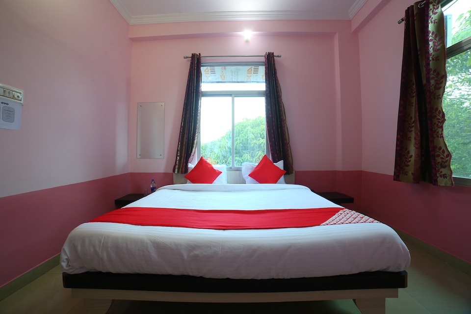 OYO 40049 Shri Krishnam Hotel & Restaurant, Sikar, Sikar