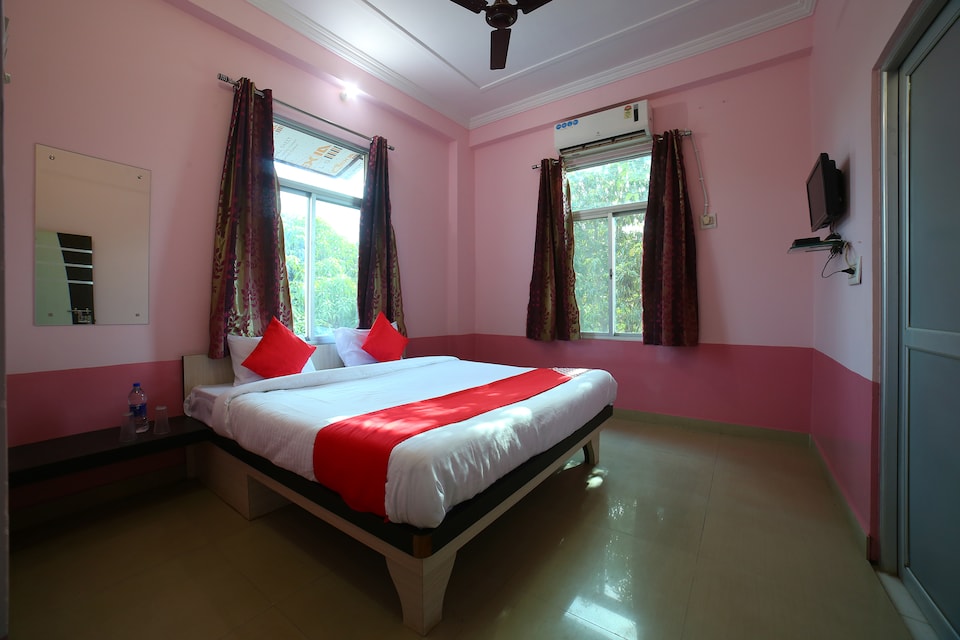 OYO 40049 Shri Krishnam Hotel & Restaurant, Sikar, Sikar