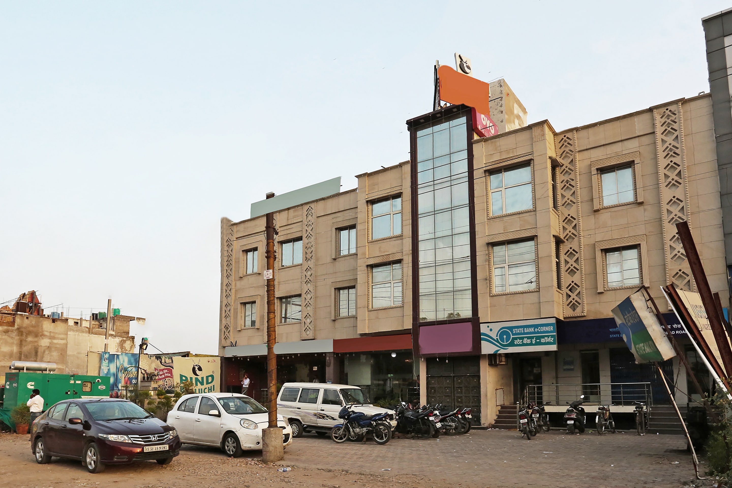 OYO 3773 Hotel City Square and Suites Agra