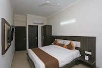 Capital O City Square And Suites