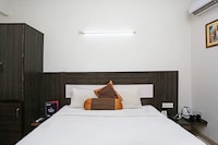Capital O City Square And Suites