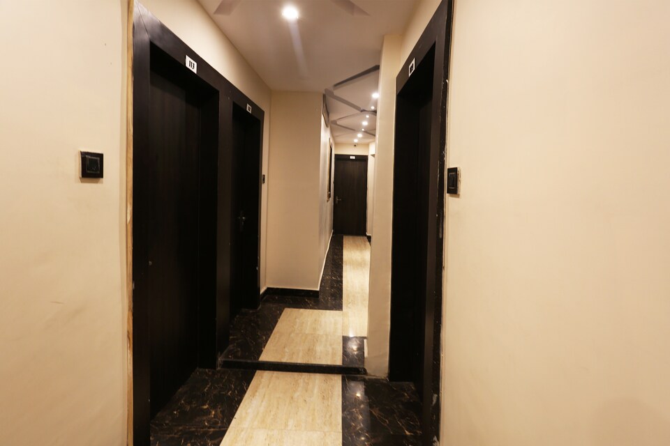 OYO 40079 The paradise Hotel, Vijay Nagar - Jabalpur, Jabalpur