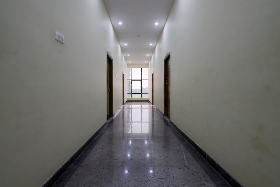 OYO 40086 Thibba Devi Residency, Mysore Outer, Mysore