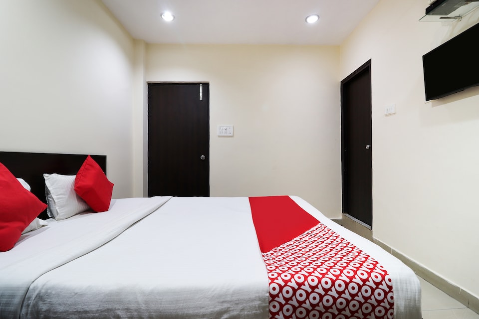 OYO 40091 Hotel R K International, Charbagh Lucknow, Lucknow