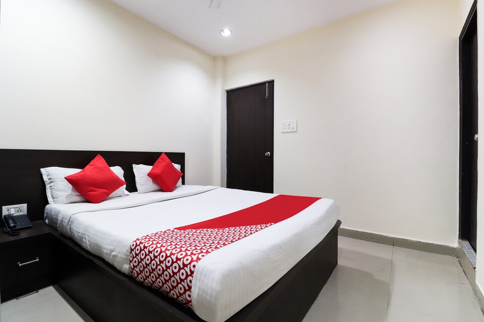 OYO 40091 Hotel R K International, Charbagh Lucknow, Lucknow