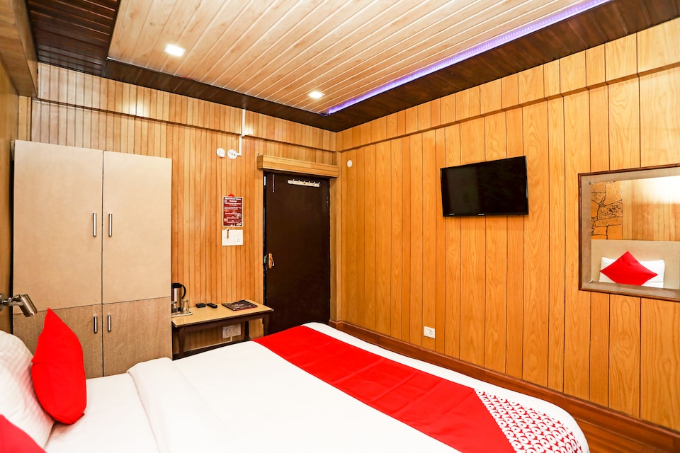 OYO 12782 Hotel Sweet Home, Mall Road Nainital, Nainital
