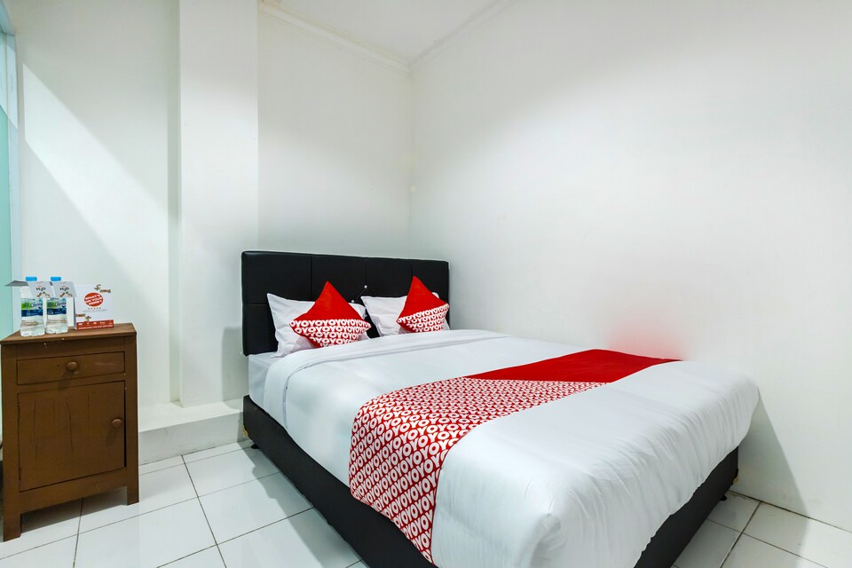 OYO 925 Grand Wijaya Bintaro, Ciputat, Tangerang