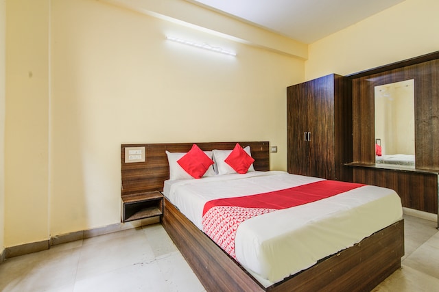 Hotel O JP VAIBHAVA