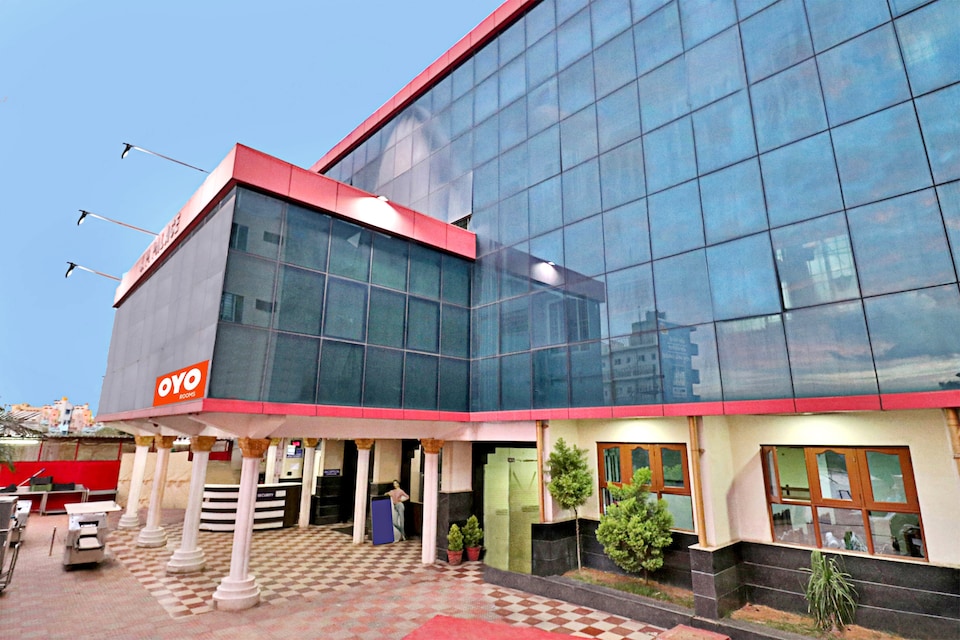 OYO J P Palace, Doddaballapura-Bangalore, Doddaballapura