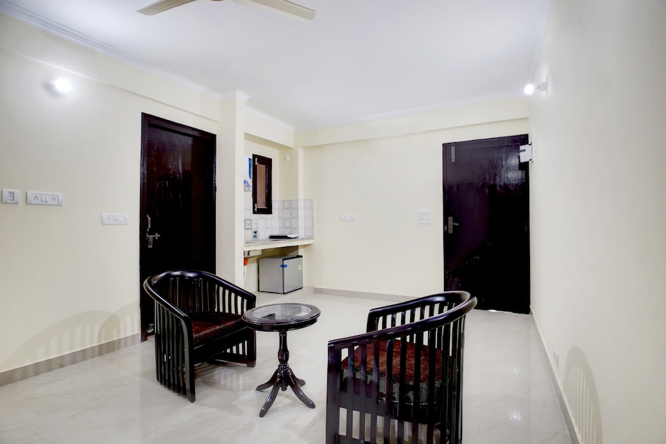 OYO Home 40118 Cozy 1bhk Hills View Bhowali, Bhowali Nainital, Nainital