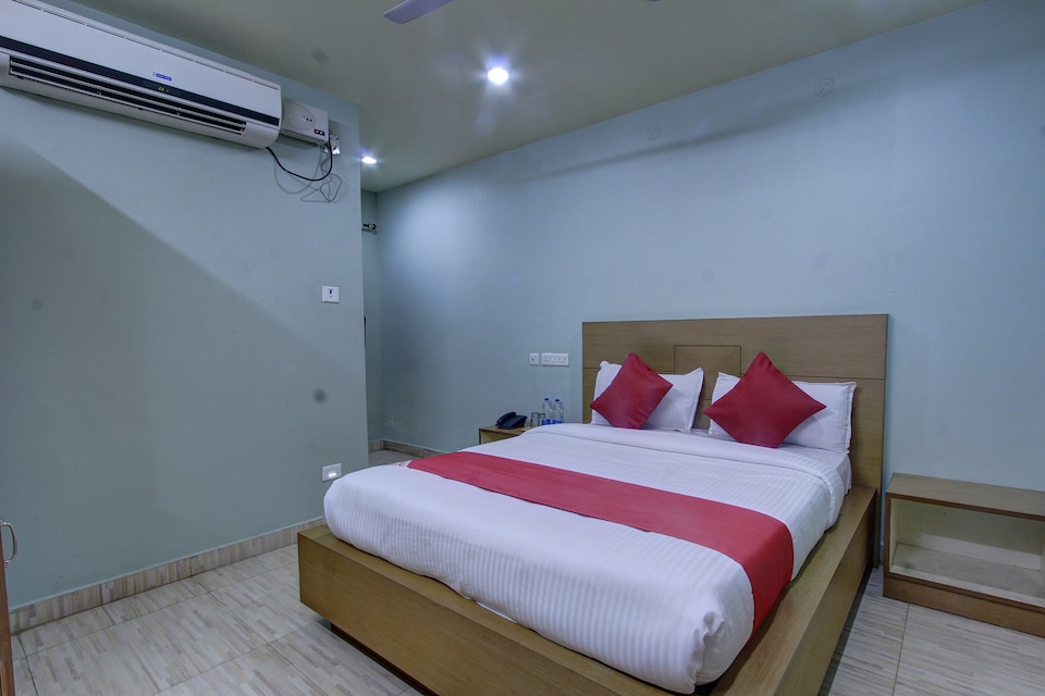 OYO 40120 Hotel Devi, Cuddalore - TN, Chennai