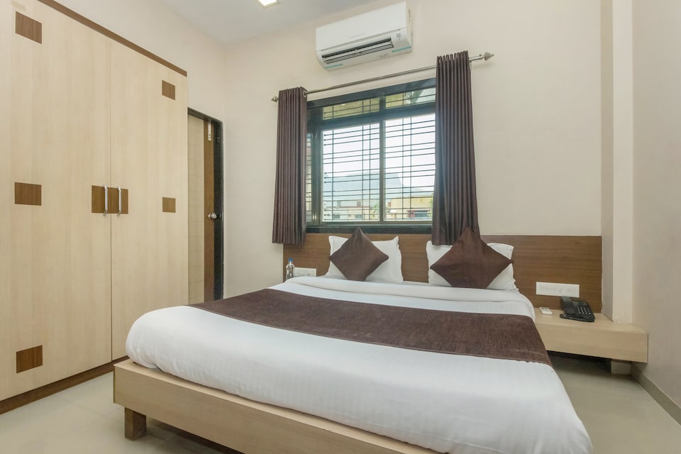 OYO 3776 Hotel Midtown Inn, Nashik, Nashik