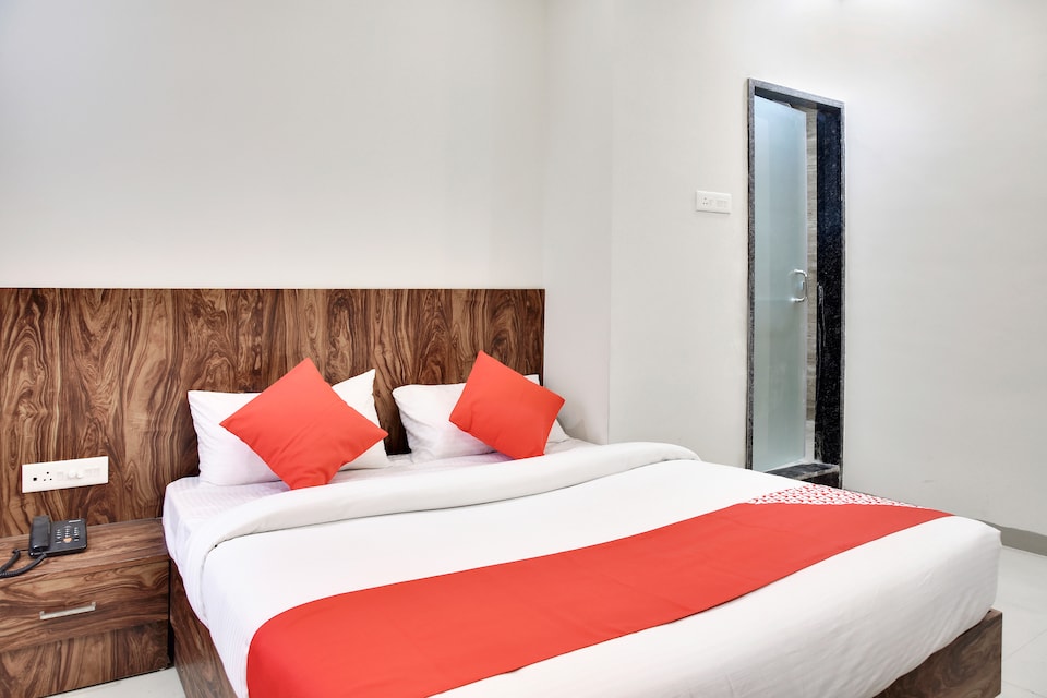 OYO 40146 Hotel Continental, Ayudha Bypass, Bhopal