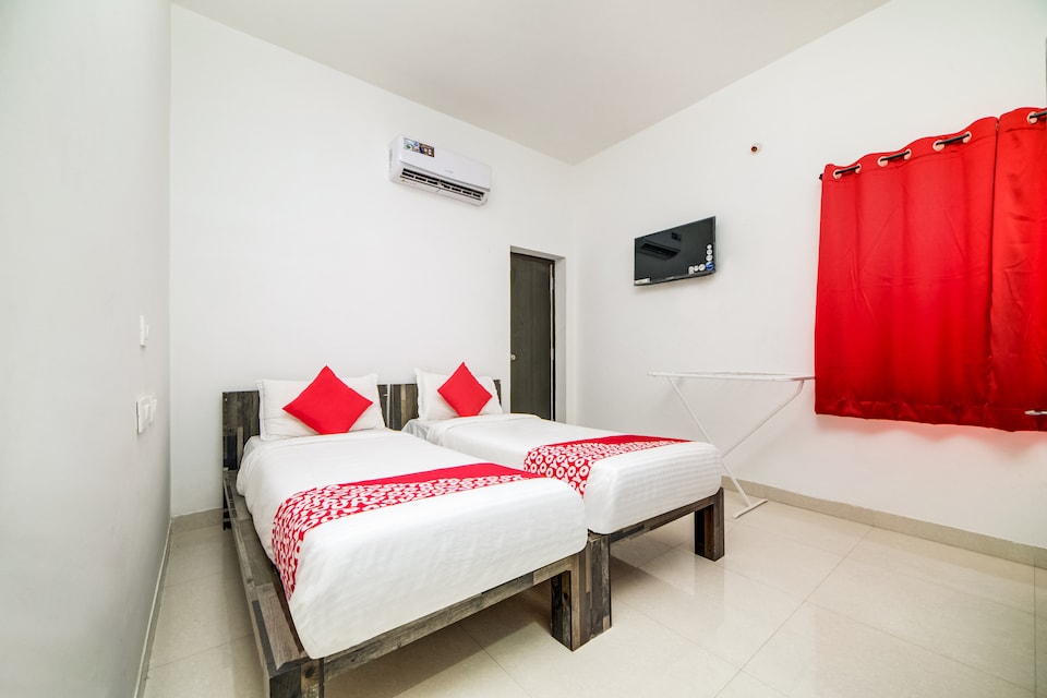 OYO 40155 Skynest, Financial District, Hyderabad