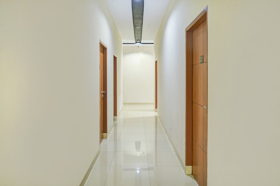 Hotel O Makassar near Pantai Losari formerly Hotel Astra Novilia, Losari, Makassar