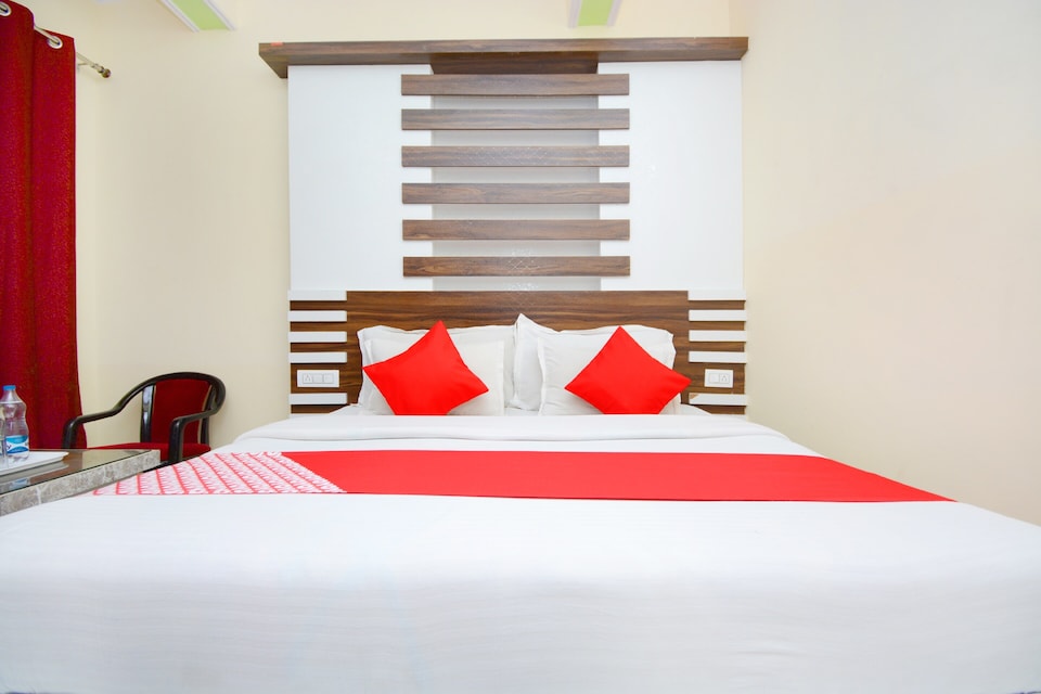 OYO 40171 Mountain Breeze, Kempty Fall Mussoorie, Mussoorie