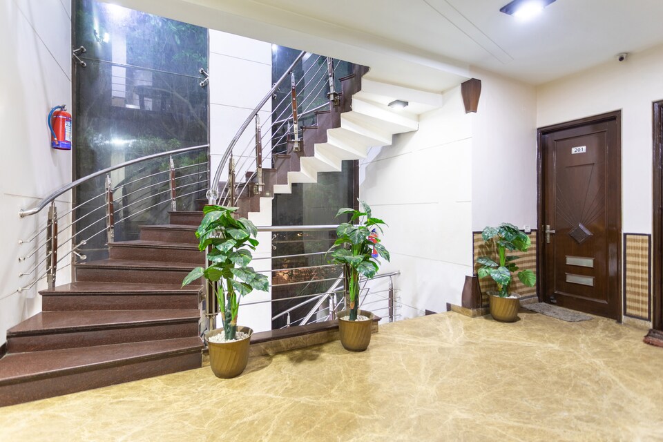 OYO 40185 होटल एम्पायर बीएनबी, HUDA CENTRE 1, गुड़गांव