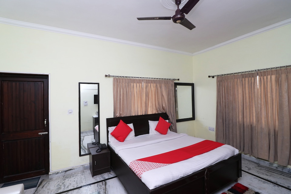 OYO 40193 Silver Oak, Banikhet, Dalhousie