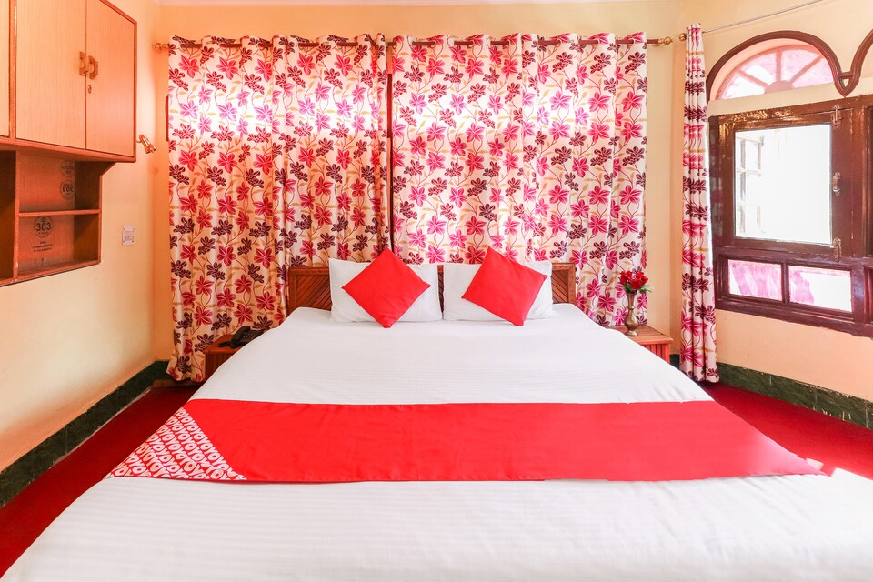 OYO 40194 Hotel Rose Inn, Nishat Srinagar, Srinagar