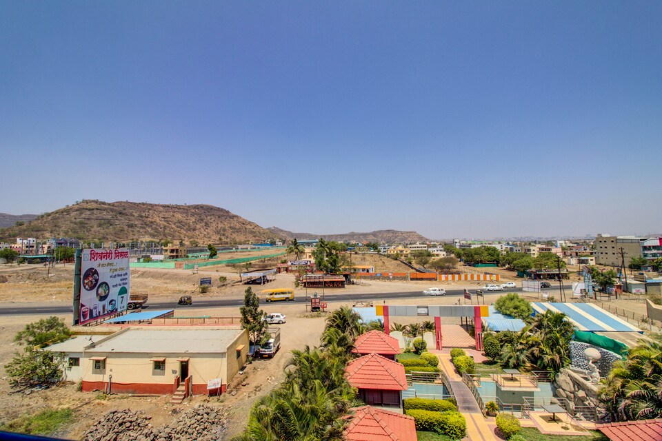 SPOT ON 40224 Vijay Executive, Hadapsar Pune, Pune