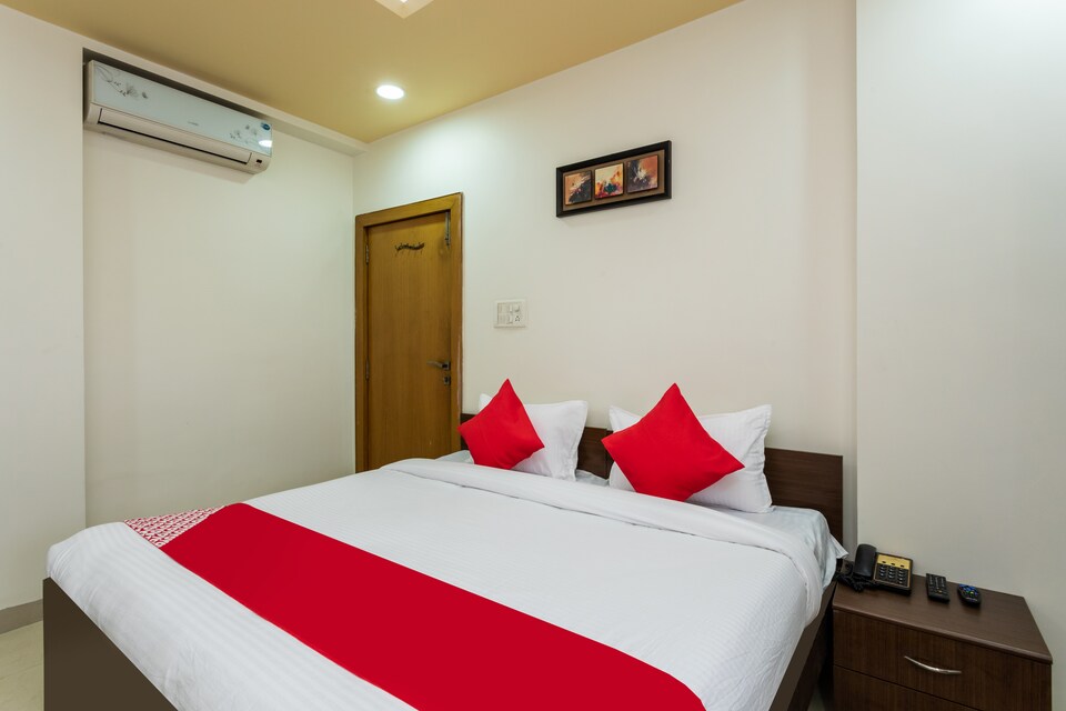 OYO 40248 Hotel Namasthetu Nakshatra, Bombay Hospital, Indore