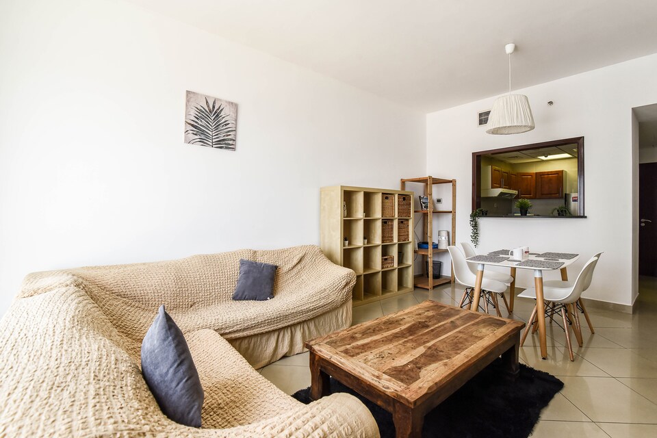 OYO 186 Home JLT icon 2br, Jumeirah Lake Towers Dubai, Dubai