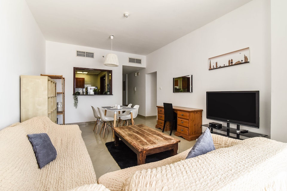 OYO 186 Home JLT icon 2br, Jumeirah Lake Towers Dubai, Dubai