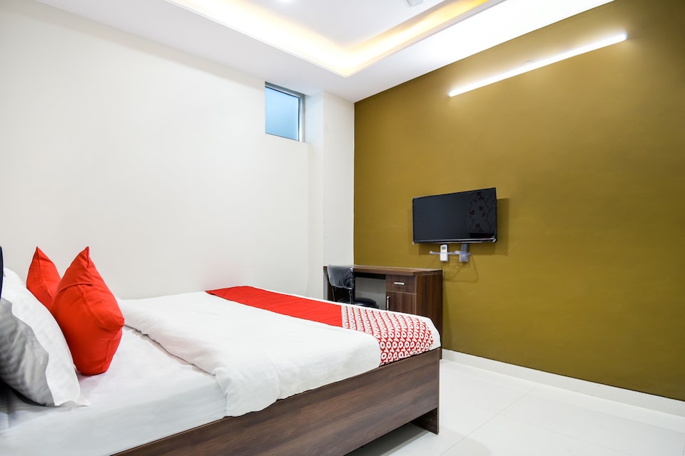 OYO 40252 Sahib's Homestay Gyanz, Raja Park Jaipur, Jaipur