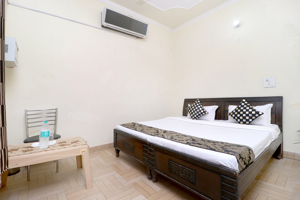 SPOT ON 40266 Hotel Krishna Cottage, Nayagaon Chandigarh, Chandigarh